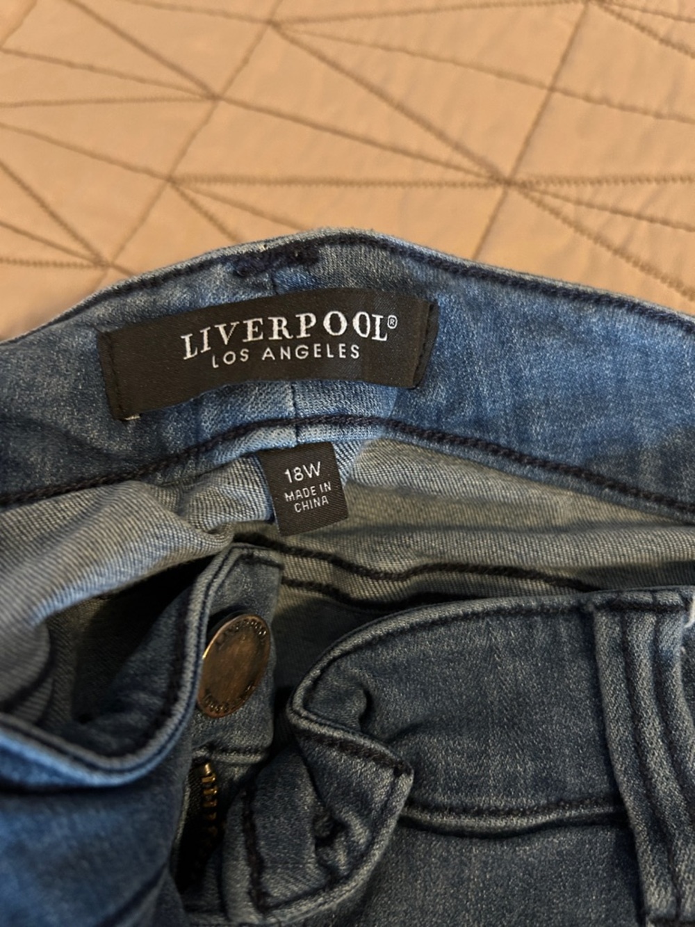 Liverpool Jeans Company Women’s Boyfriend Jeans in Blue Wash - Picture 2 of 3